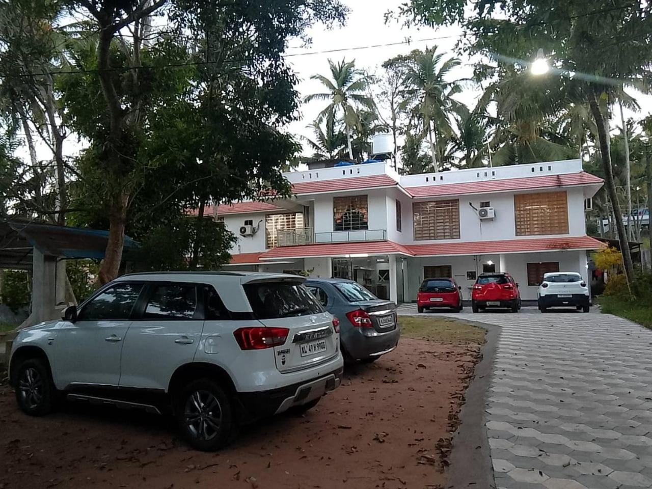 Somatheertham Resort Thiruvananthapuram Exterior foto